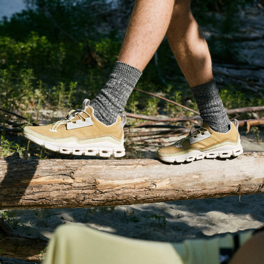 Men's On Cloudaway Trail Shoes Dark Yellow / White | USA-3478012